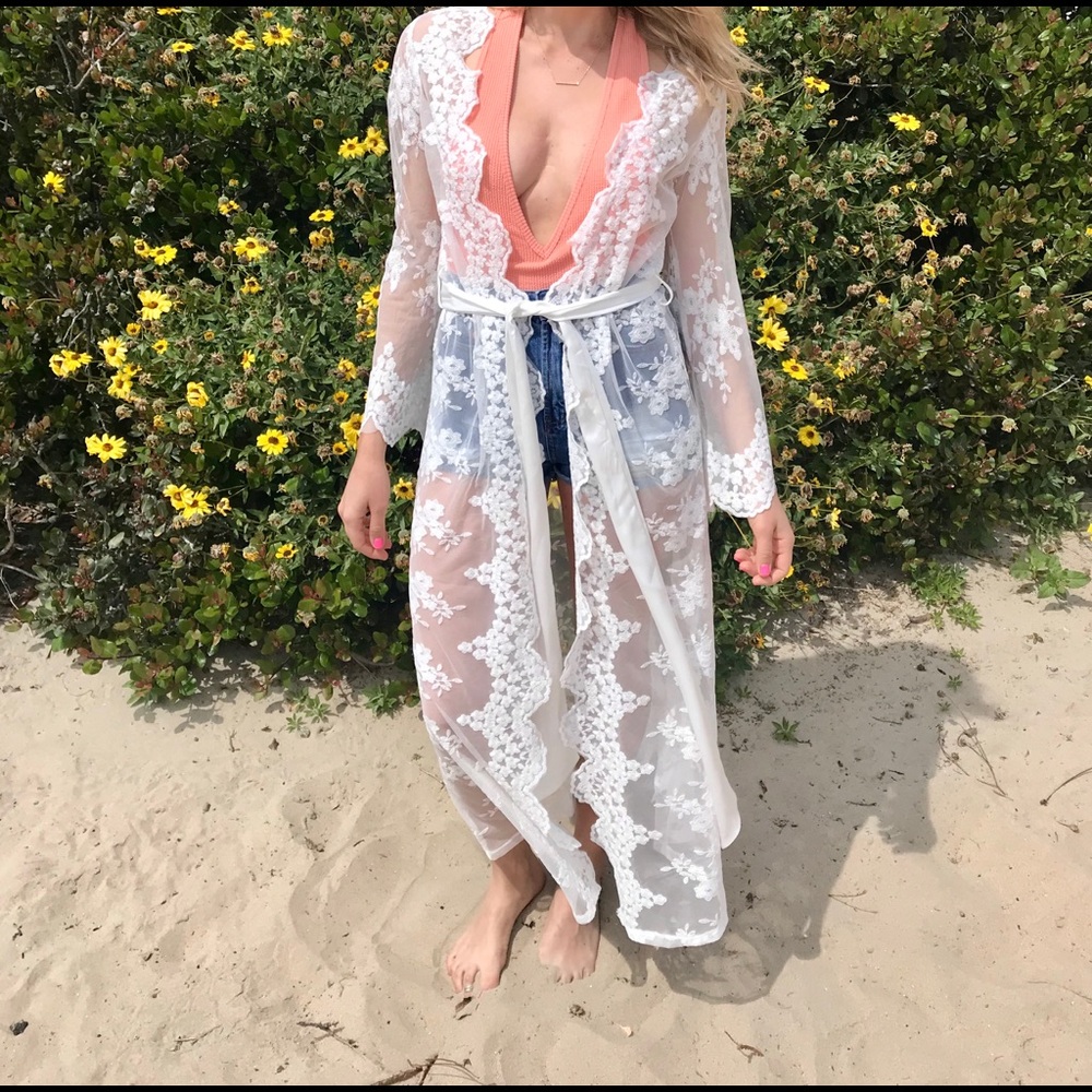 ETOPHE STUDIOS White Lace Komono With Satin Cord - Picture 2 of 6